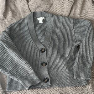 H&M Gray Ribbed V-Neck Button Front Cardigan